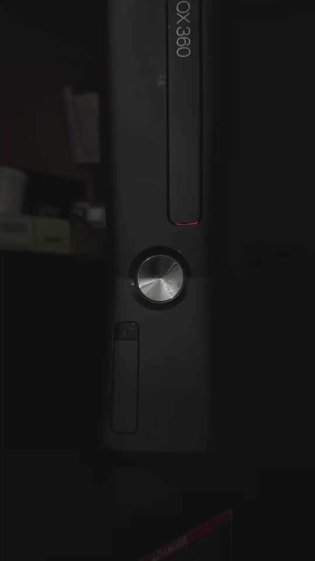 RGH3 Xbox 360 Slim Corona modded console with red LEDs